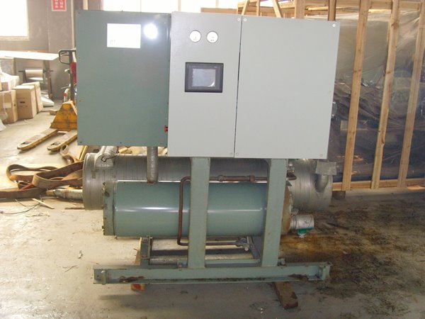 十月田镇酒店中央空调不停机清洗方法介绍